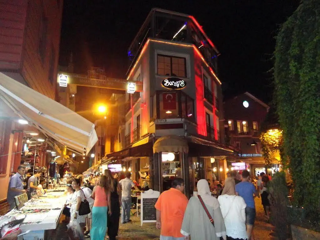 The Bridge Hotel Istanbul 4*,